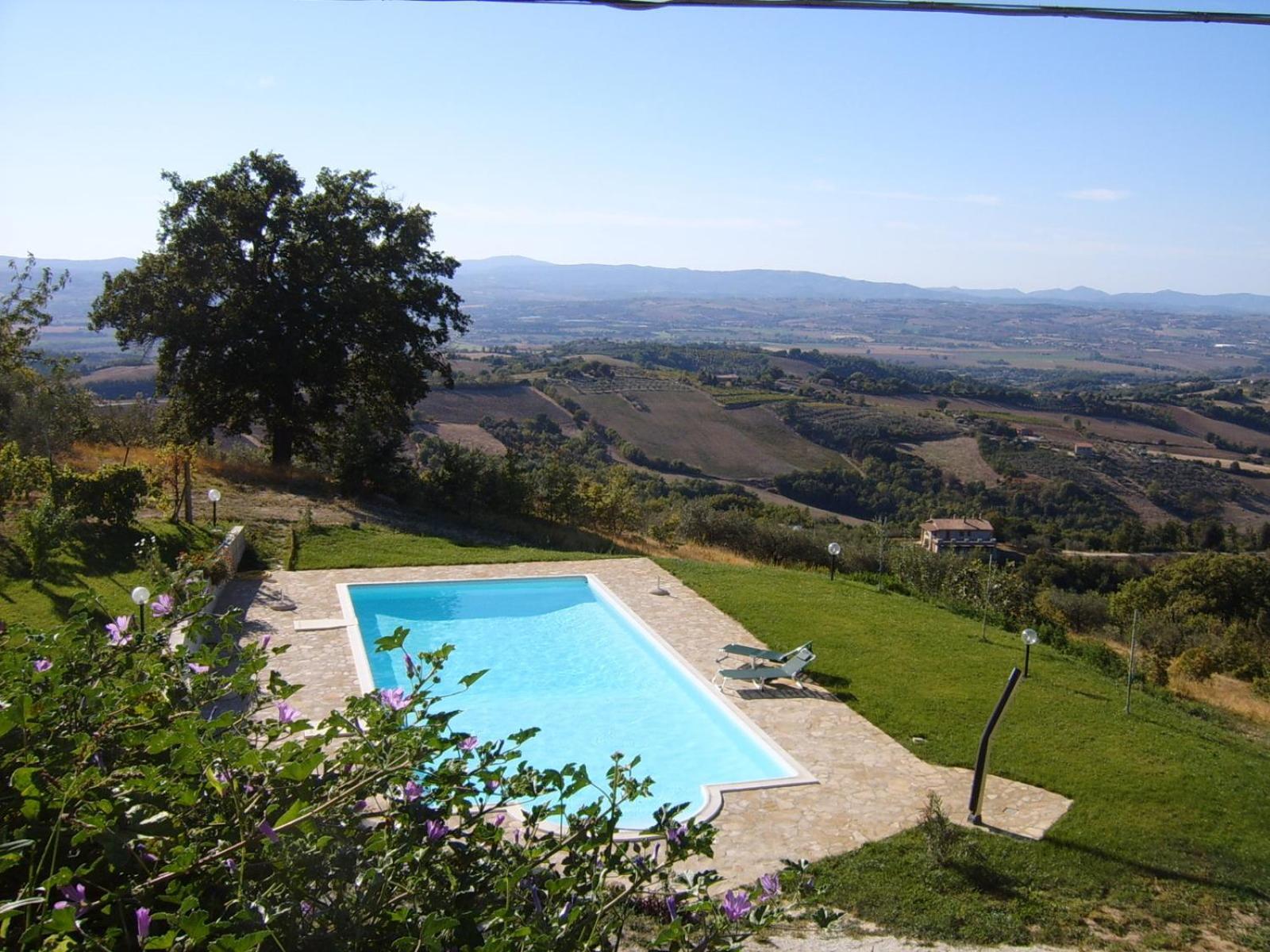 San Giovanni Al Monte Collazzone ภายนอก รูปภาพ